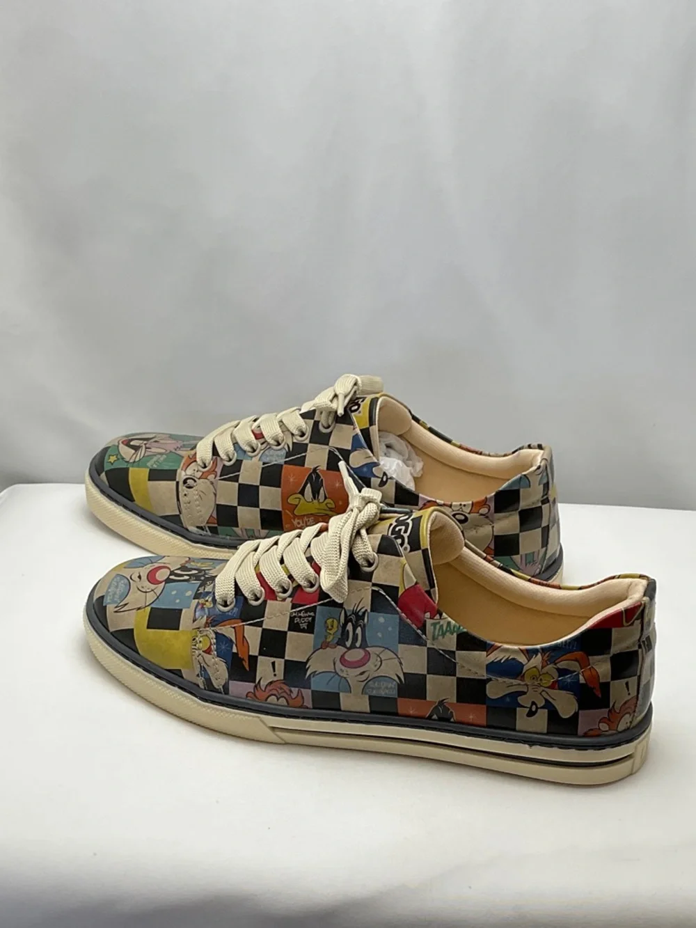 DOGOS Women’s Vegan Leather Looney Tunes/Warner Bros Sneakers - Multicolor #0281